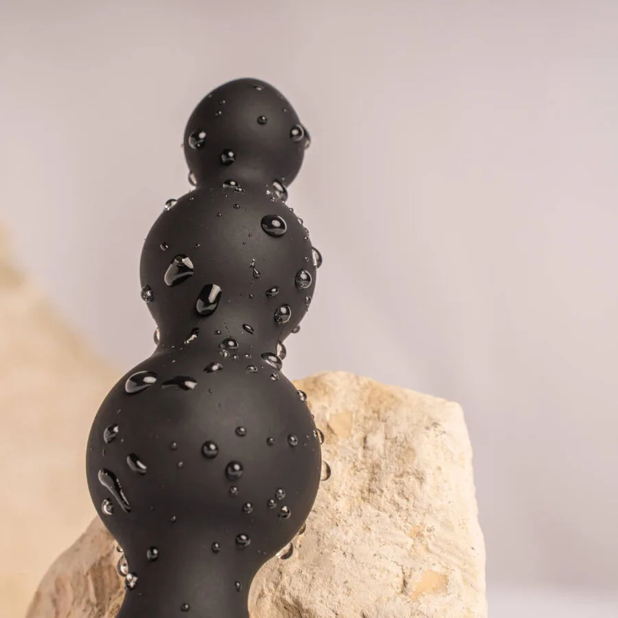 ROCKS-OFF - PETITE SENSATIONS BUBBLES PLUG ANAL VIBRADOR PRETO