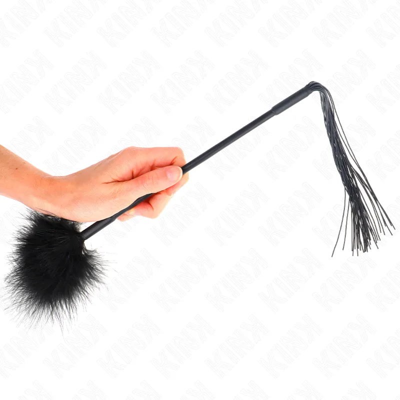 KINK - CHICOTE DE SILICONE COM PENAS PARA CÓCEGAS 47 CM