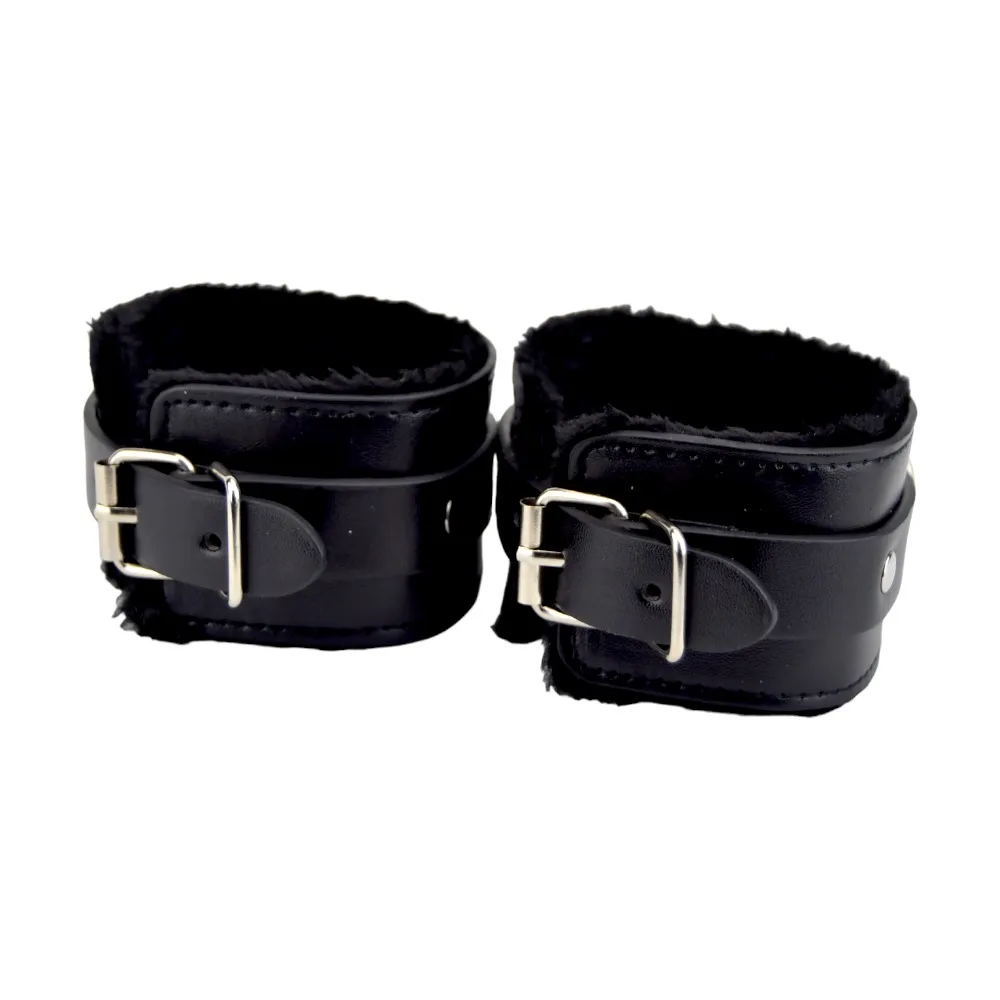Bound to Please Algemas de Pulso em Pelúcia Preto