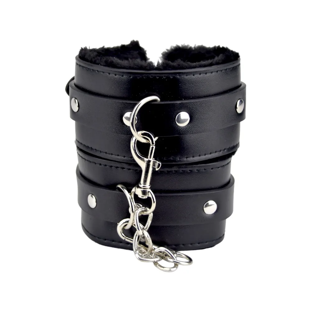 Bound to Please Algemas de Pulso em Pelúcia Preto